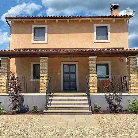 Villa Villa Azur With Pool, Sauna, Gym, Wine Cellar Liznjan
