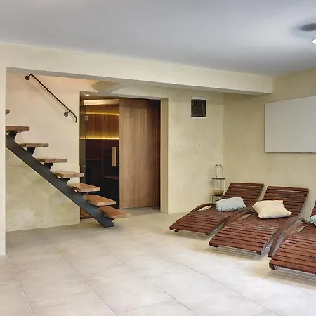 Villa Azur With Pool, Sauna, Gym, Wine Cellar Villa Liznjan