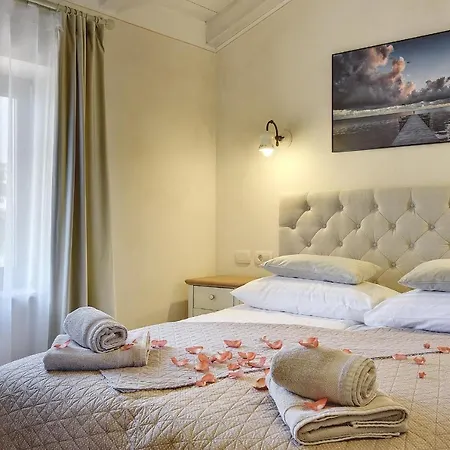Villa Azur With Pool, Sauna, Gym, Wine Cellar Vila
